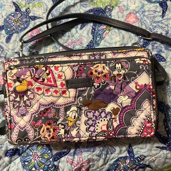 Disney Vera Bradley crossbody purse - Picture 2 of 5
